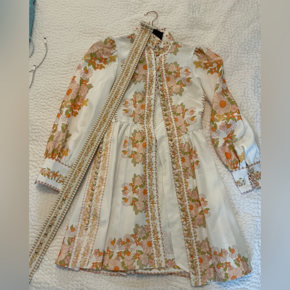 New Beulah White Floral Dress size: xs